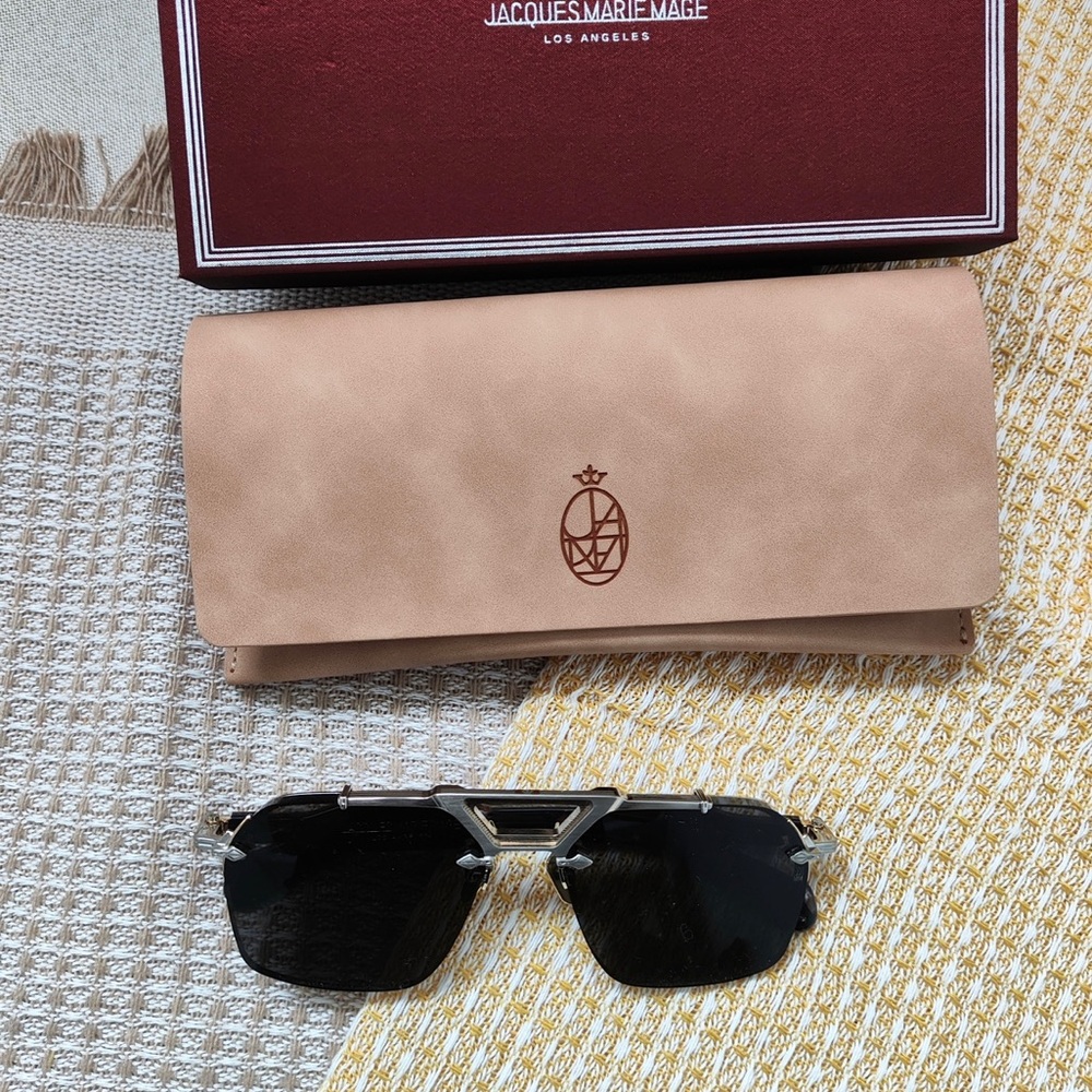 Silver Jeans Tan Sunglasses Case